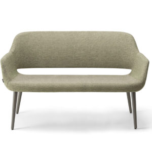 Sofas & Sessel