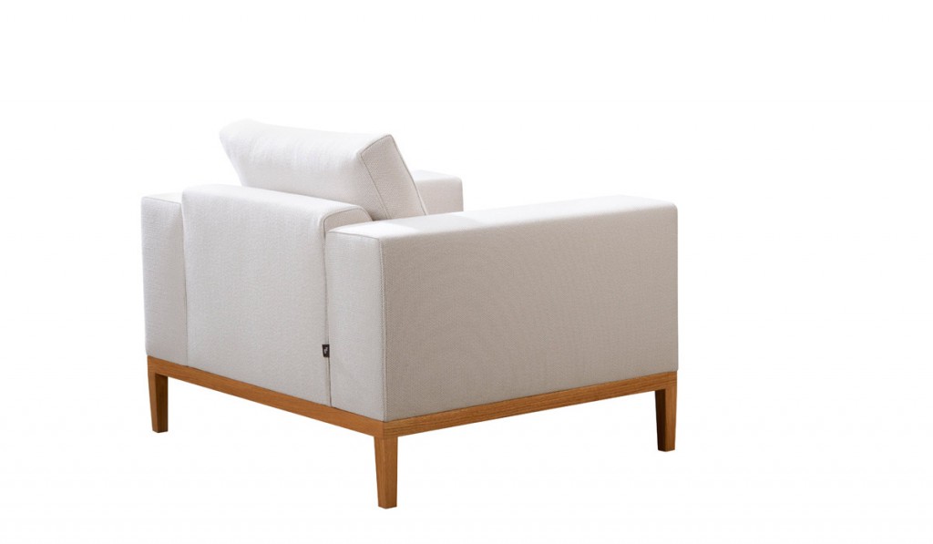 haapo-sessel-mit-holzgestell-serafin-hinten