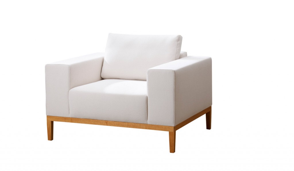 haapo-sessel-mit-holzgestell-serafin-vorne