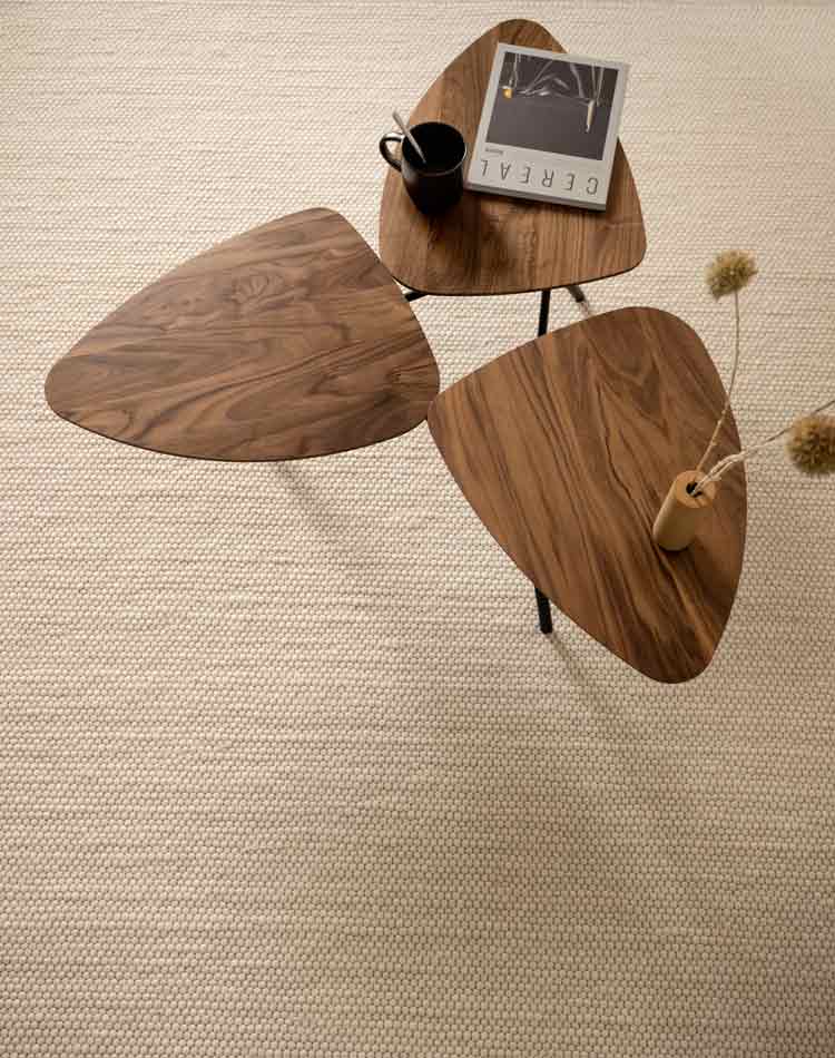 KLYBECK_Salontisch_63_Nussbaum_1_m