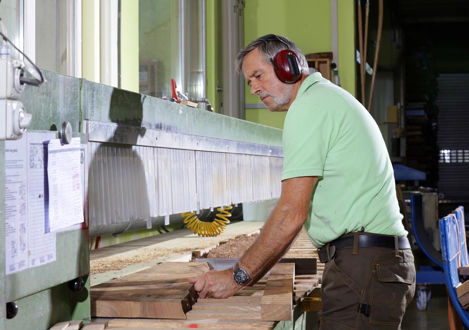 SOLID-WOOD_Produktion_Massivholzzuschnitt