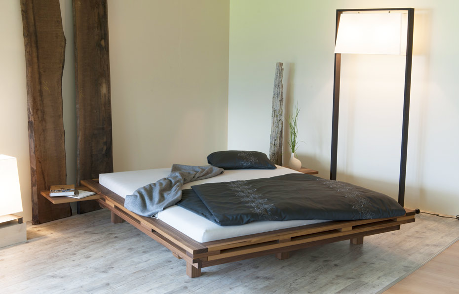 SPONDA-Massivholzbett_Cama_2