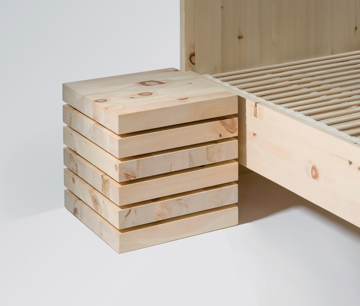 HUBERT-FELDKIRCHER_Sixpack_diagonal_mit Bett