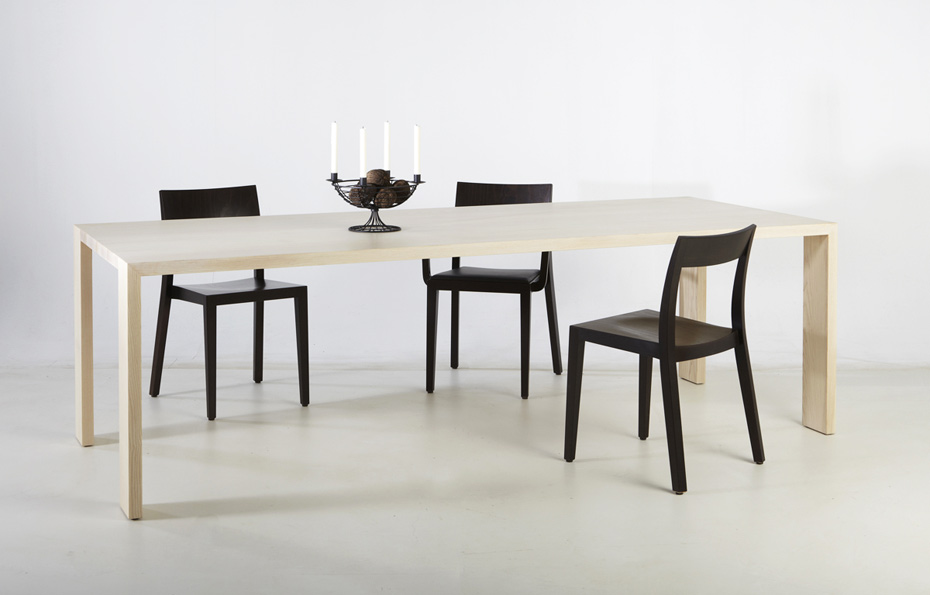 Tisch-Gamba-Esche-weiss