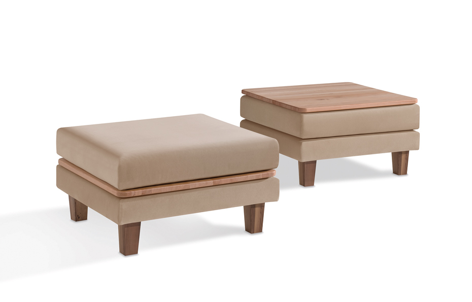 DORMIENTE-Schlafsofa_Lounge-S_Hocker_mit-Tischplatte_Gruppe