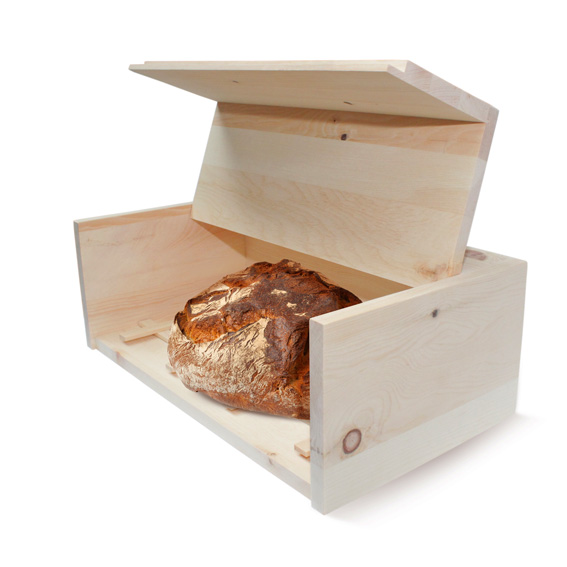 ZirbenFamilie1460_ZirbenBrotkistl_offen-mit-Brot-2_neu