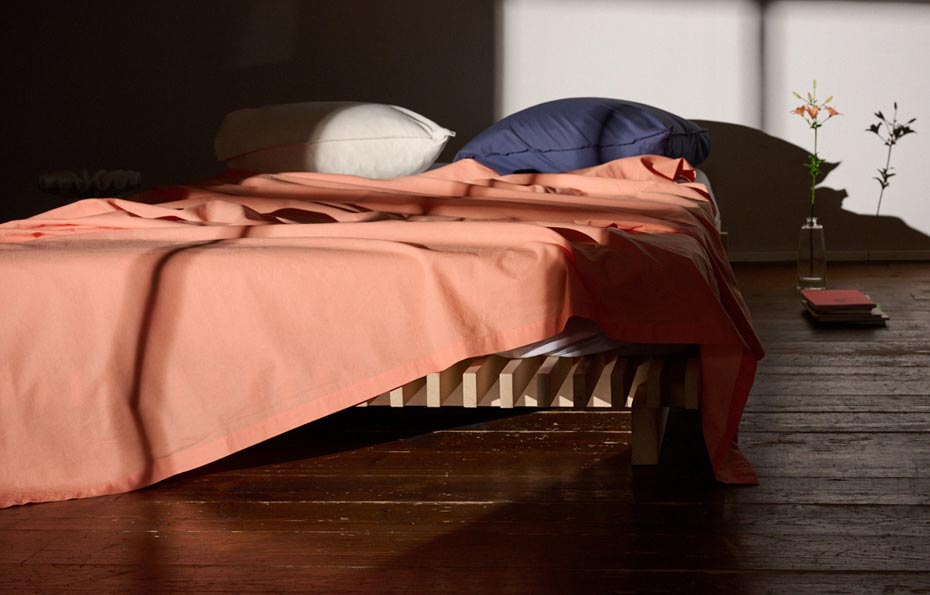 Lavie-Oberleintuch_Leni_Coral_Bett