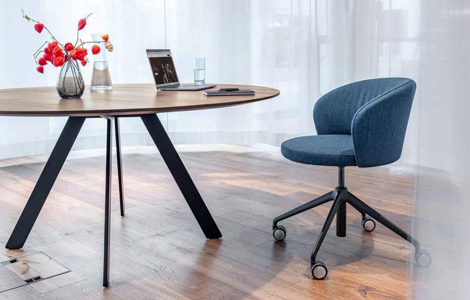 GIRSBERGER Rundtisch-Barra Round_Nussbaum_2