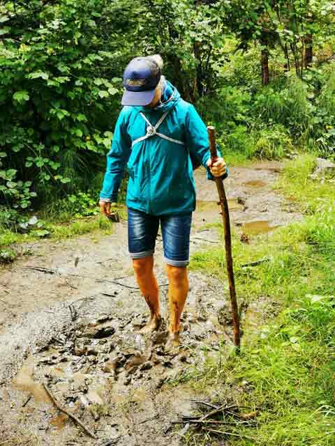 Barfuss-im-Wald_1