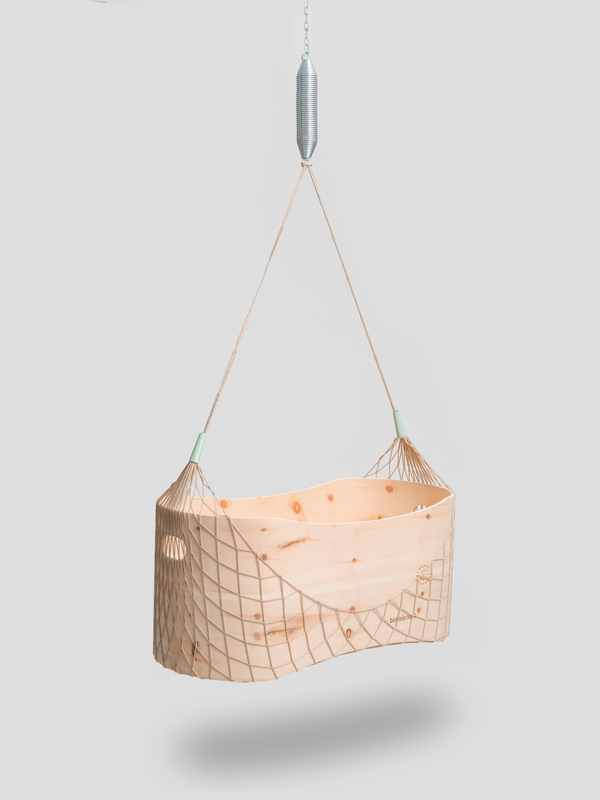 Benni's-Nest_Babybett-Federwiege