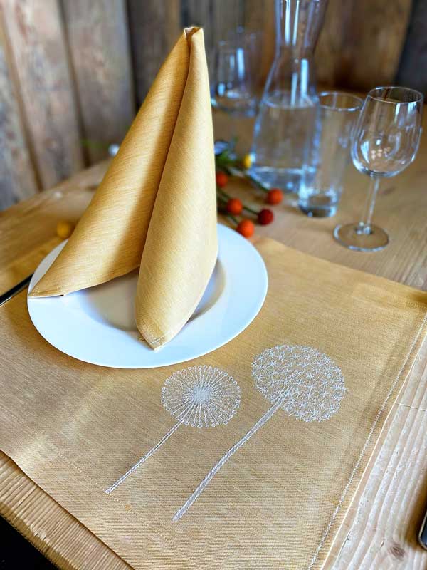 ÜBELHÖR_Halbleinen-Tischwäsche_Pusteblume-Loriella_honiggelb_6