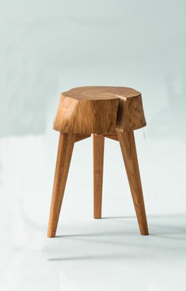 HubertFeldkircher_Tröler_Hocker_Eiche_02