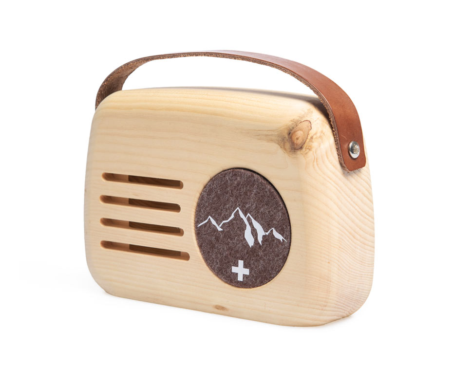 Berg-&-Kraft_Klangbox Senn-Braun_seitlich