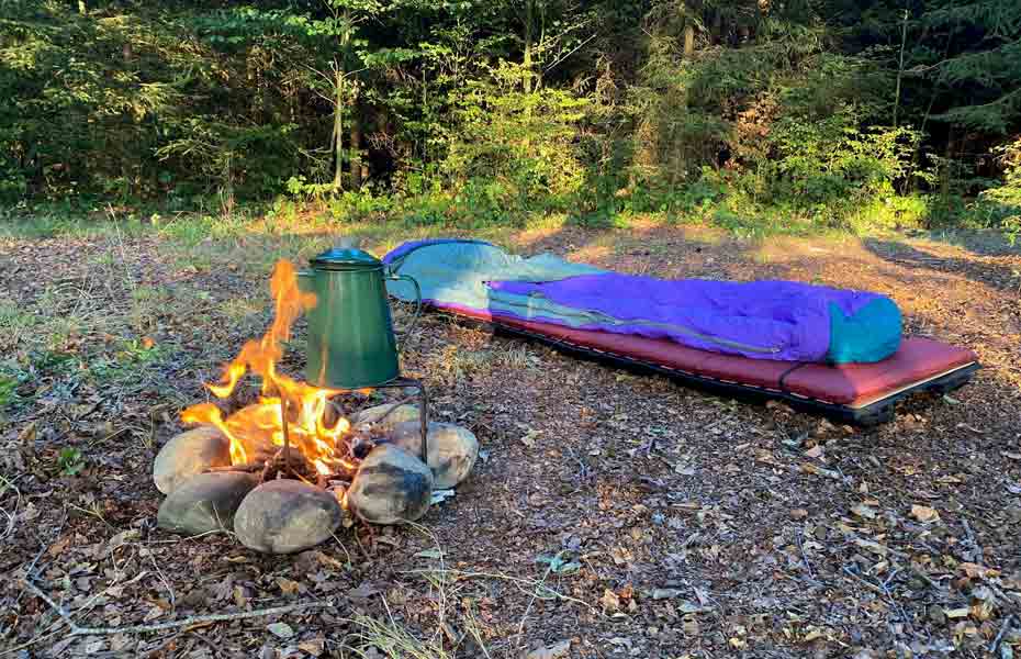 Open-Air_HEIMisch-#108_Beitragsbild im Text Outdoor Campingbett «Black Grizzly»