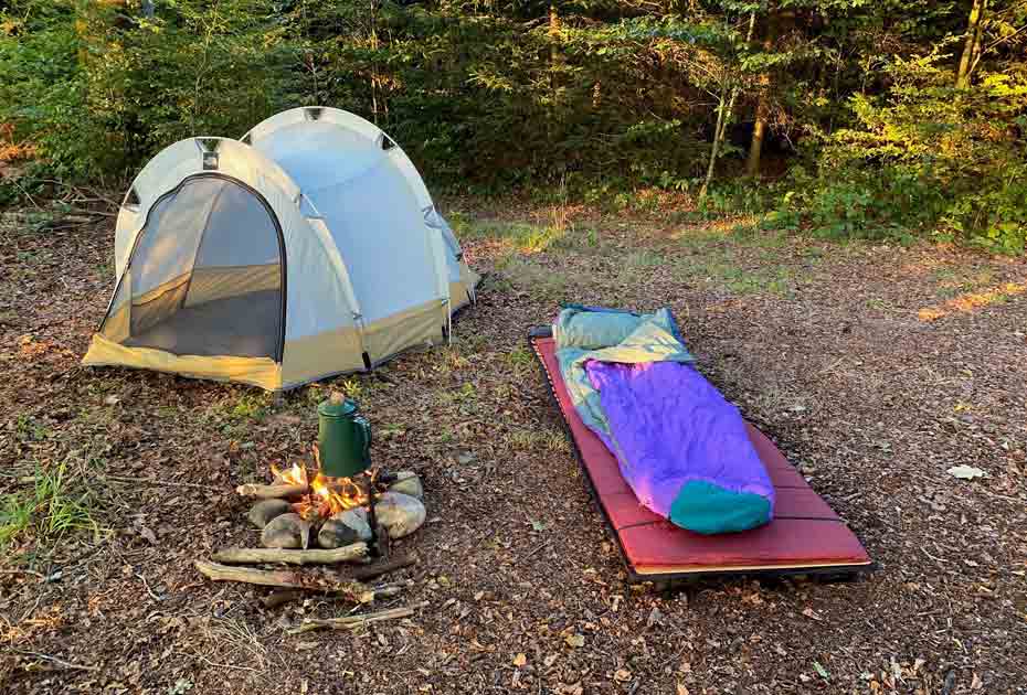Outdoor-Campingbett-Black-Grizzly_Stimmung_1
