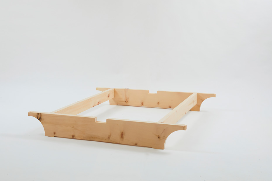 Mondholz-Bett-Argento-Luna_Aufbau-2