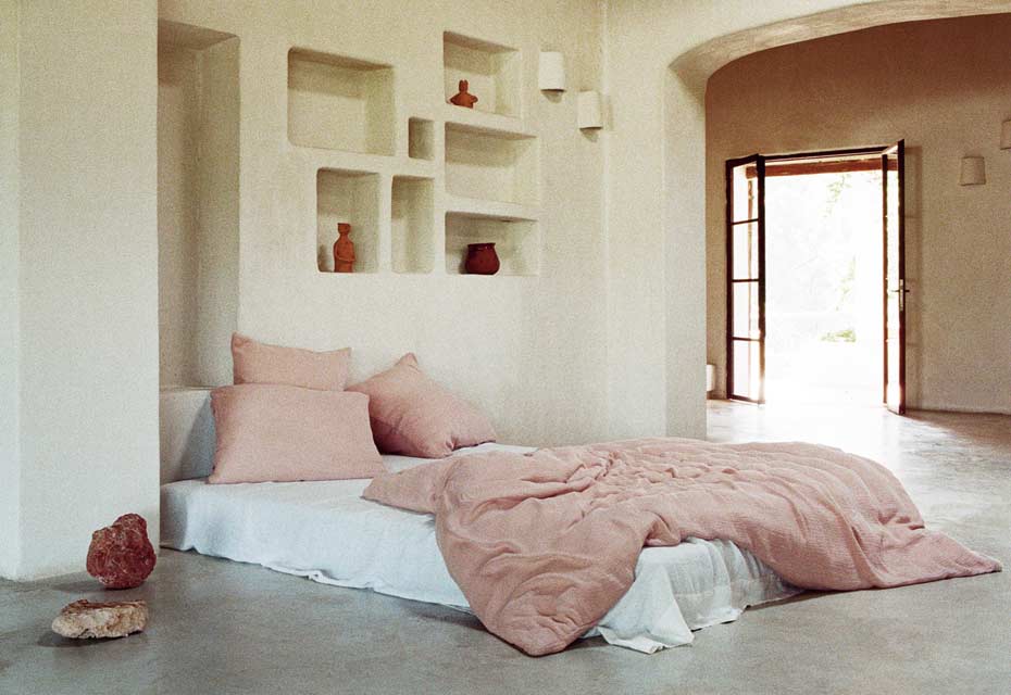 Journey-Living-Bettwaesche_Ibiza-mahogany-rose_4