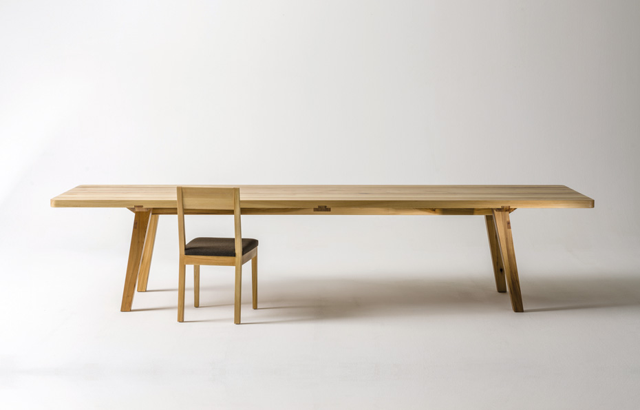 HUBERT-FELDKIRCHER_Massivholztisch_Insieme_3